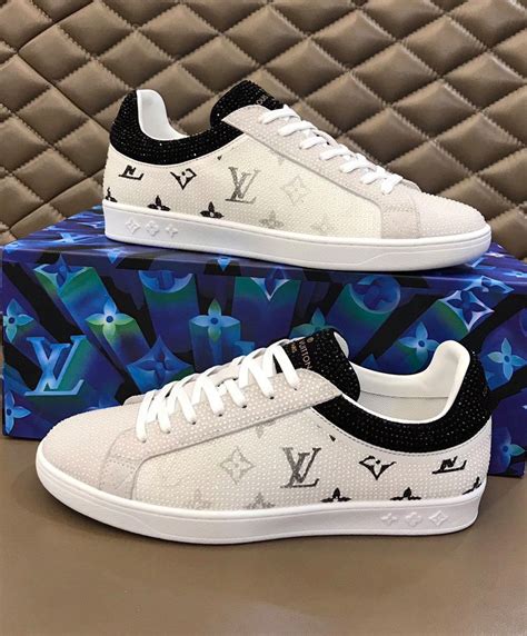 louis vuitton sneakers men 2022.